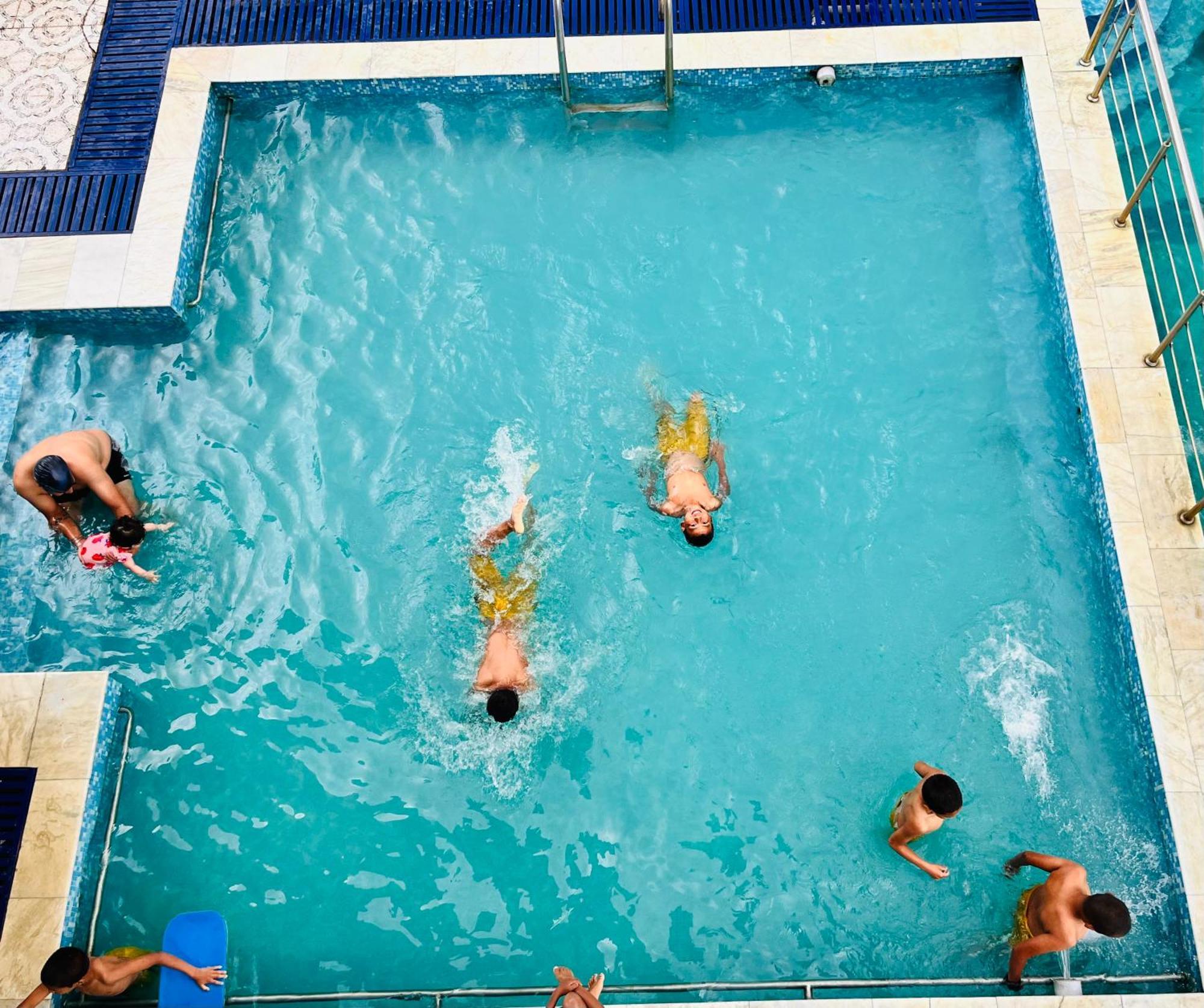 Hotel Waterland Aiju المظهر الخارجي الصورة