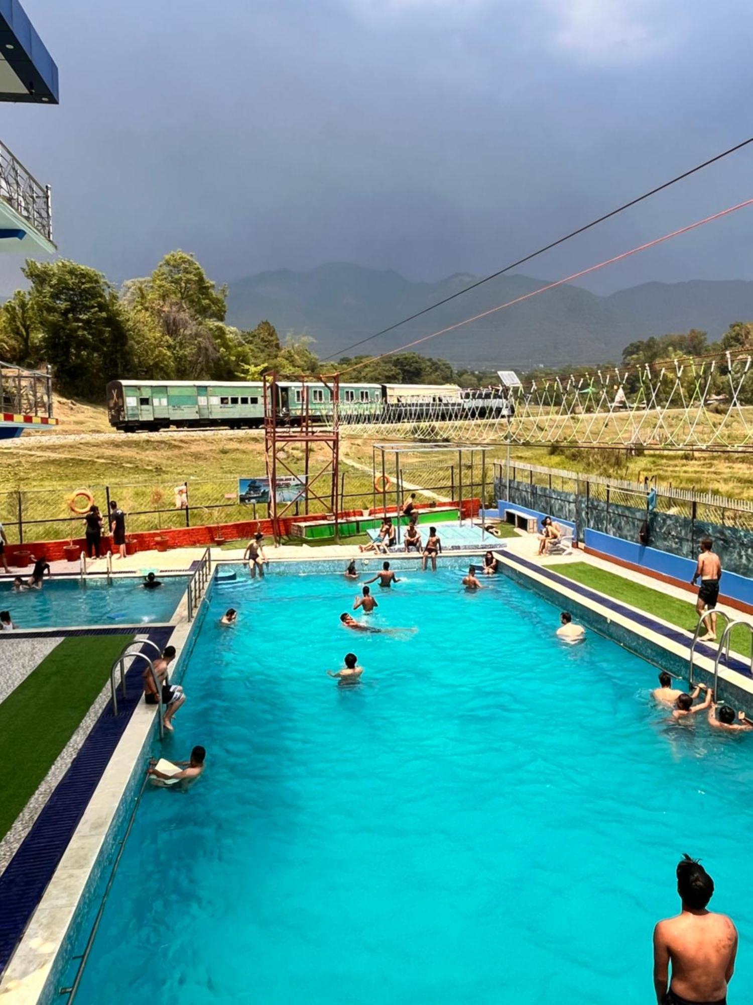 Hotel Waterland Aiju المظهر الخارجي الصورة